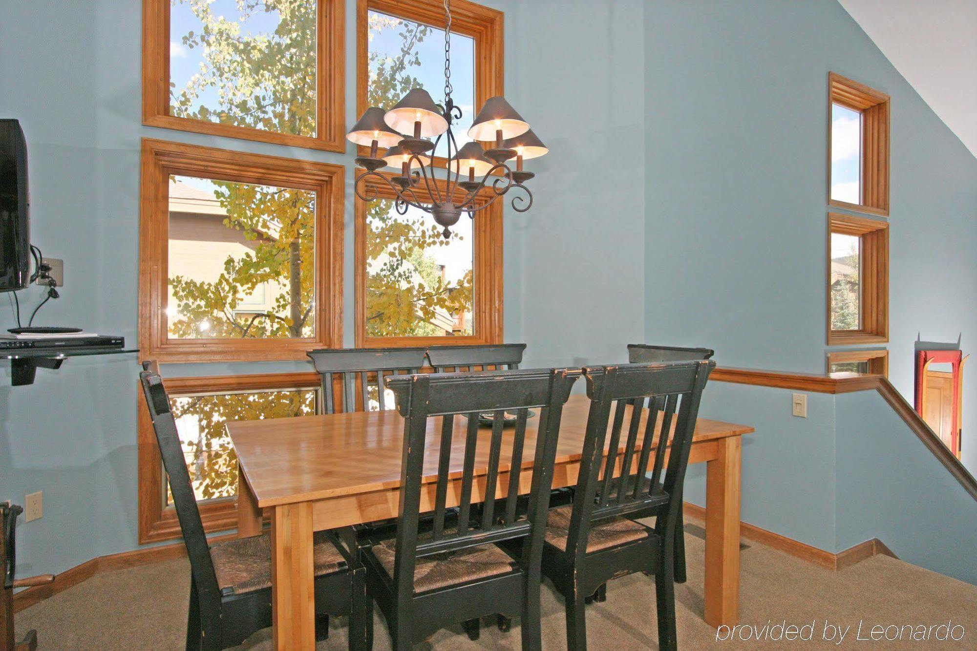 One Breckenridge Place Townhomes エクステリア 写真