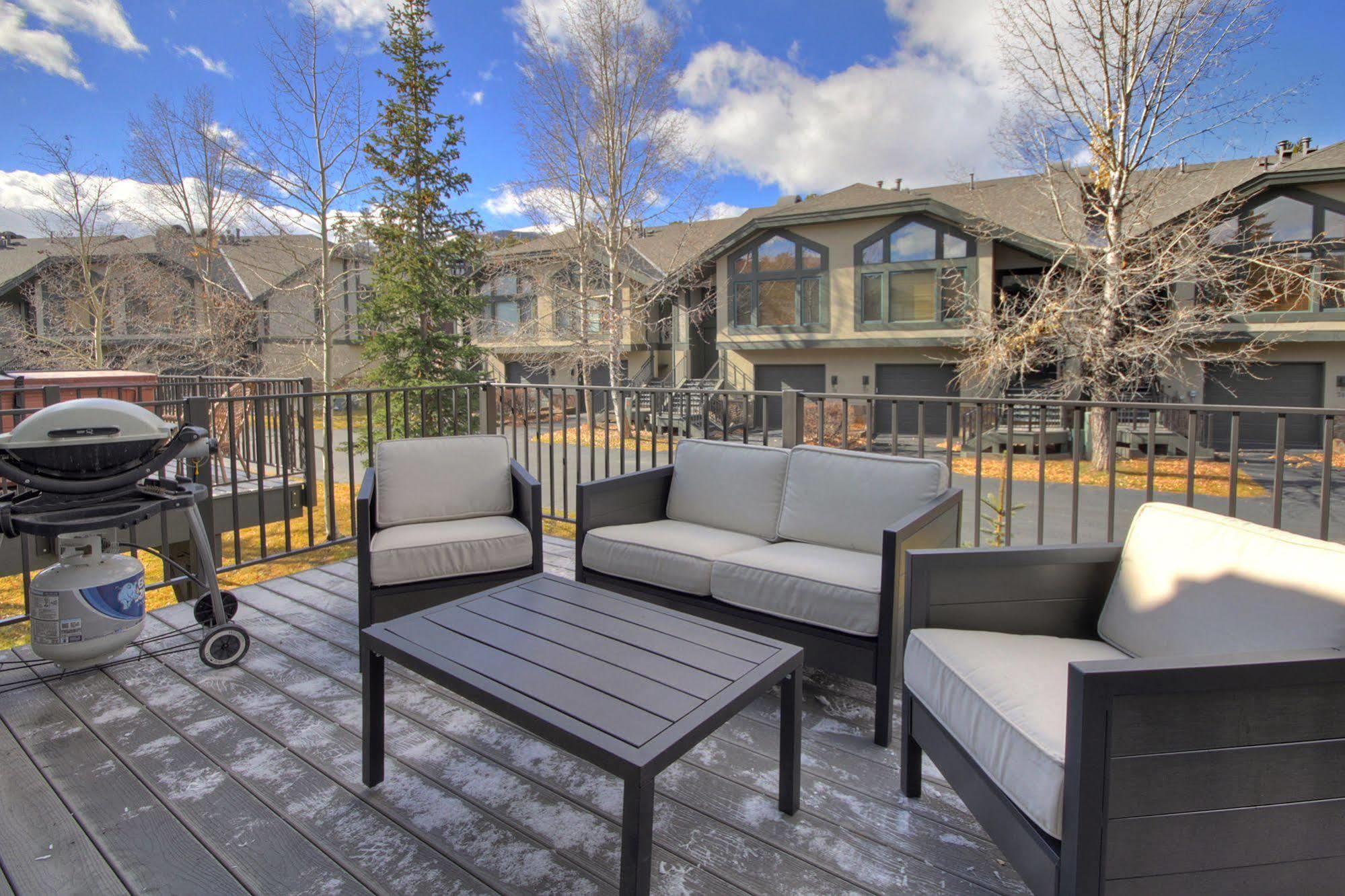 One Breckenridge Place Townhomes エクステリア 写真