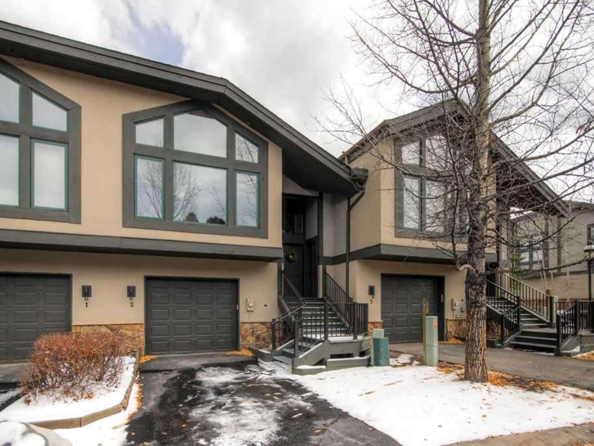 One Breckenridge Place Townhomes エクステリア 写真
