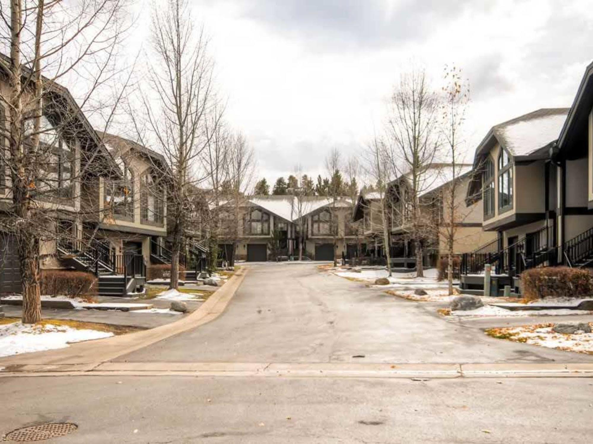 One Breckenridge Place Townhomes エクステリア 写真
