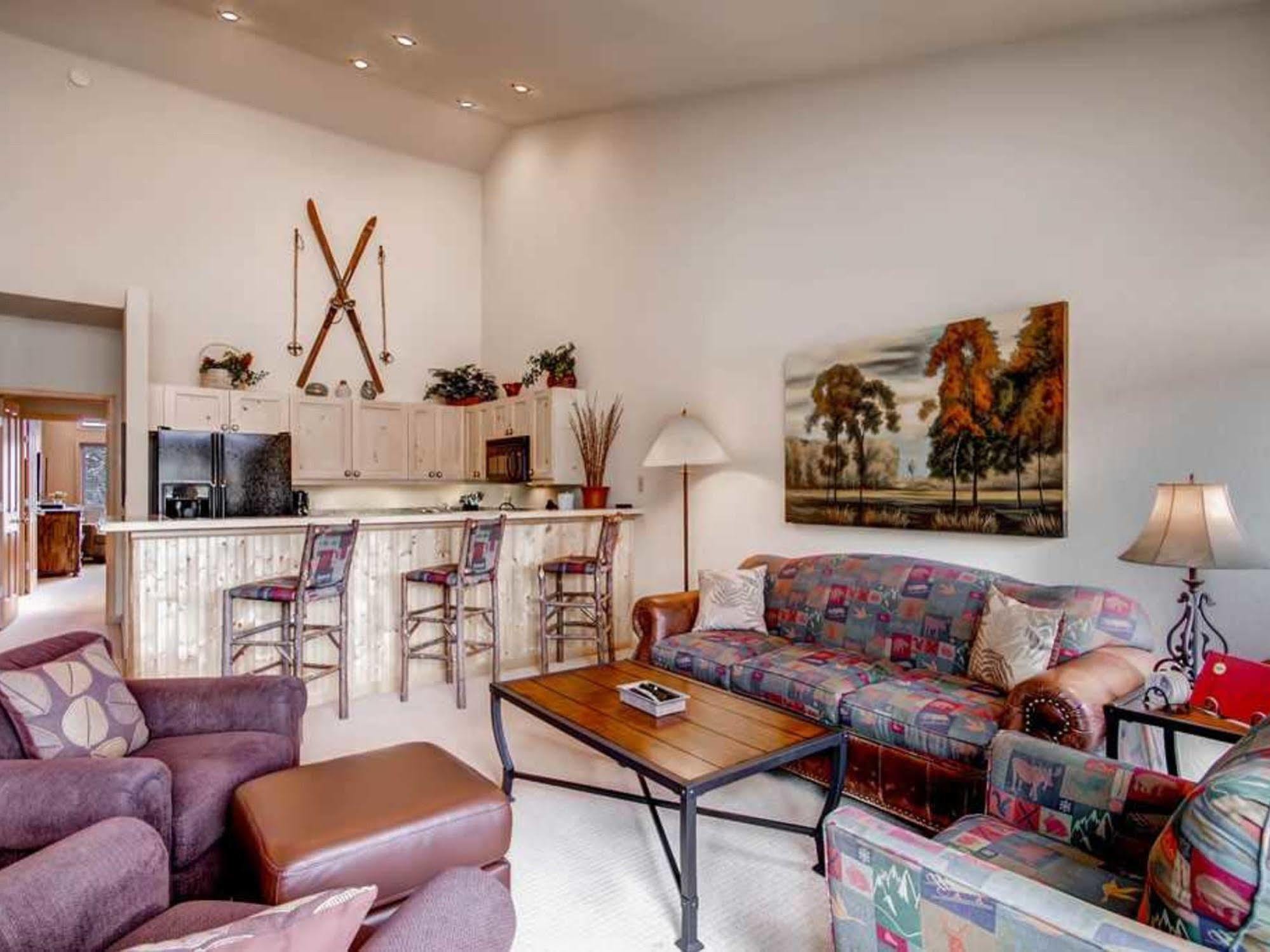 One Breckenridge Place Townhomes エクステリア 写真